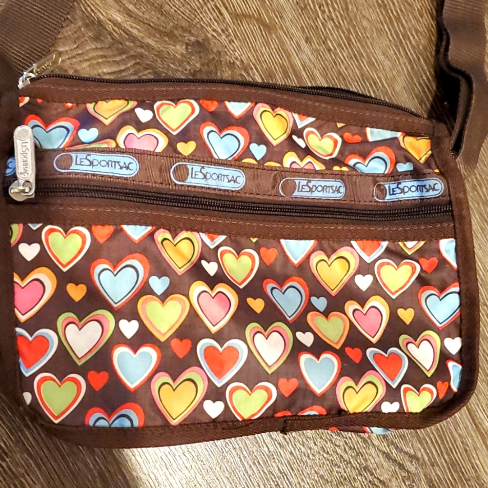 💚💙💛 LeSportsac Printed Nylon Classic Bag 💛💙💚 Hearts